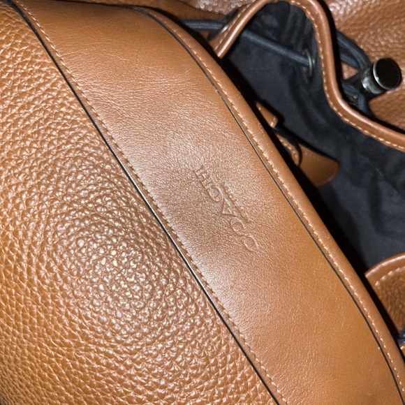 Coach f72311 leather backpack - Picture 3 of 3